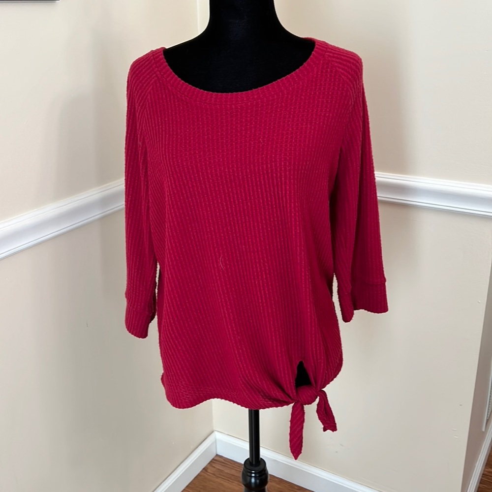 Nine  Britton top